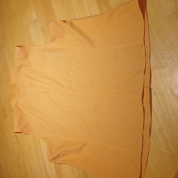 Woman's 'Jones New York " sleeveless blouse - Picture 6 of 6